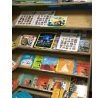 Kệ sách STEM thư viện